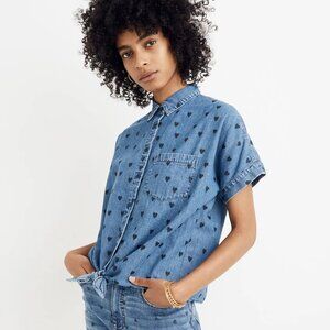Madewell Short-Sleeve Tie-Front Denim Shirt in Heart Print Size Small
